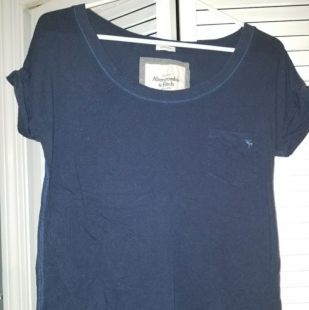 Navy blue tee